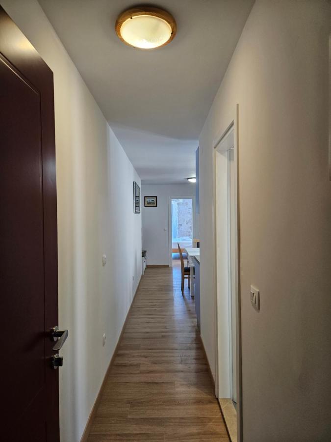 Apartman Eli Supetar Exteriér fotografie