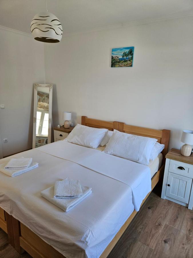 Apartman Eli Supetar Exteriér fotografie