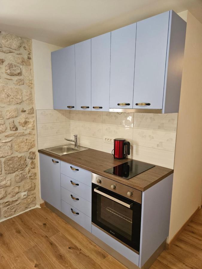 Apartman Eli Supetar Exteriér fotografie